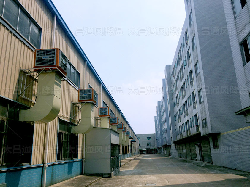 車間降溫方案配置節(jié)能環(huán)?？照{(diào)，使用效果沒話說