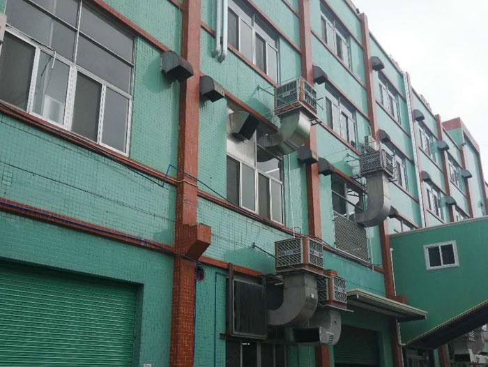 東鵬特飲廠區(qū)使用潤東方環(huán)?？照{(diào)