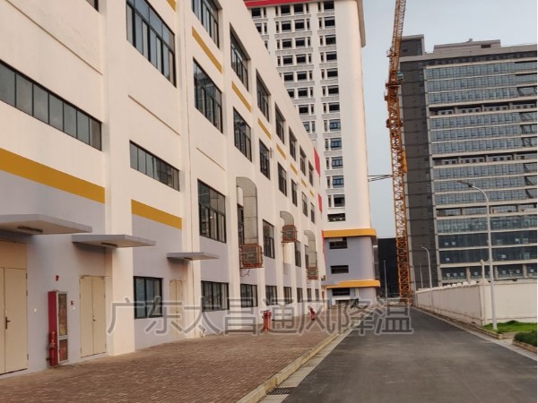 廠房降溫好幫手-潤(rùn)東方環(huán)保空調(diào)